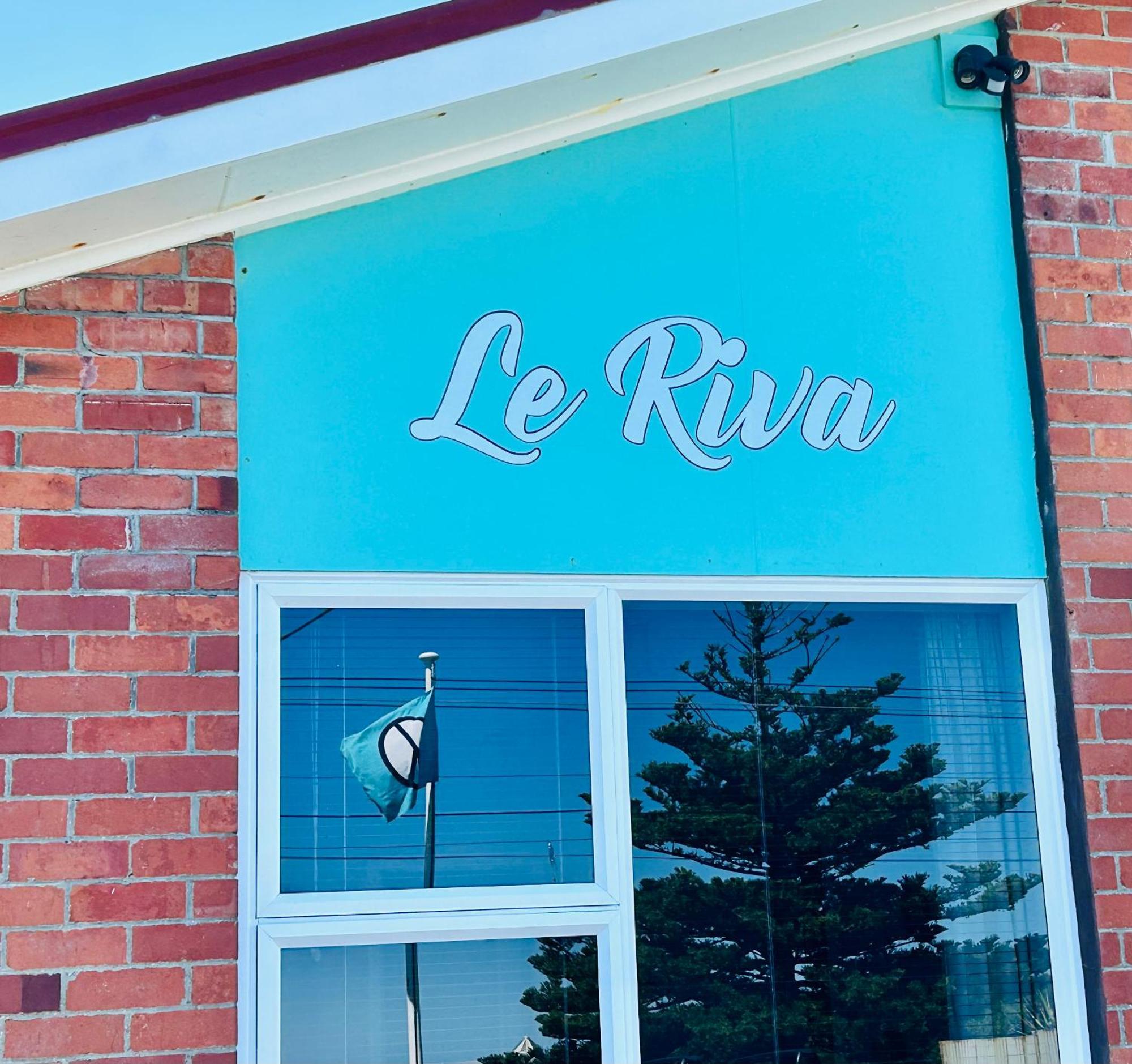 Le Riva Bed And Breakfast By The Beach 旺格努伊 外观 照片