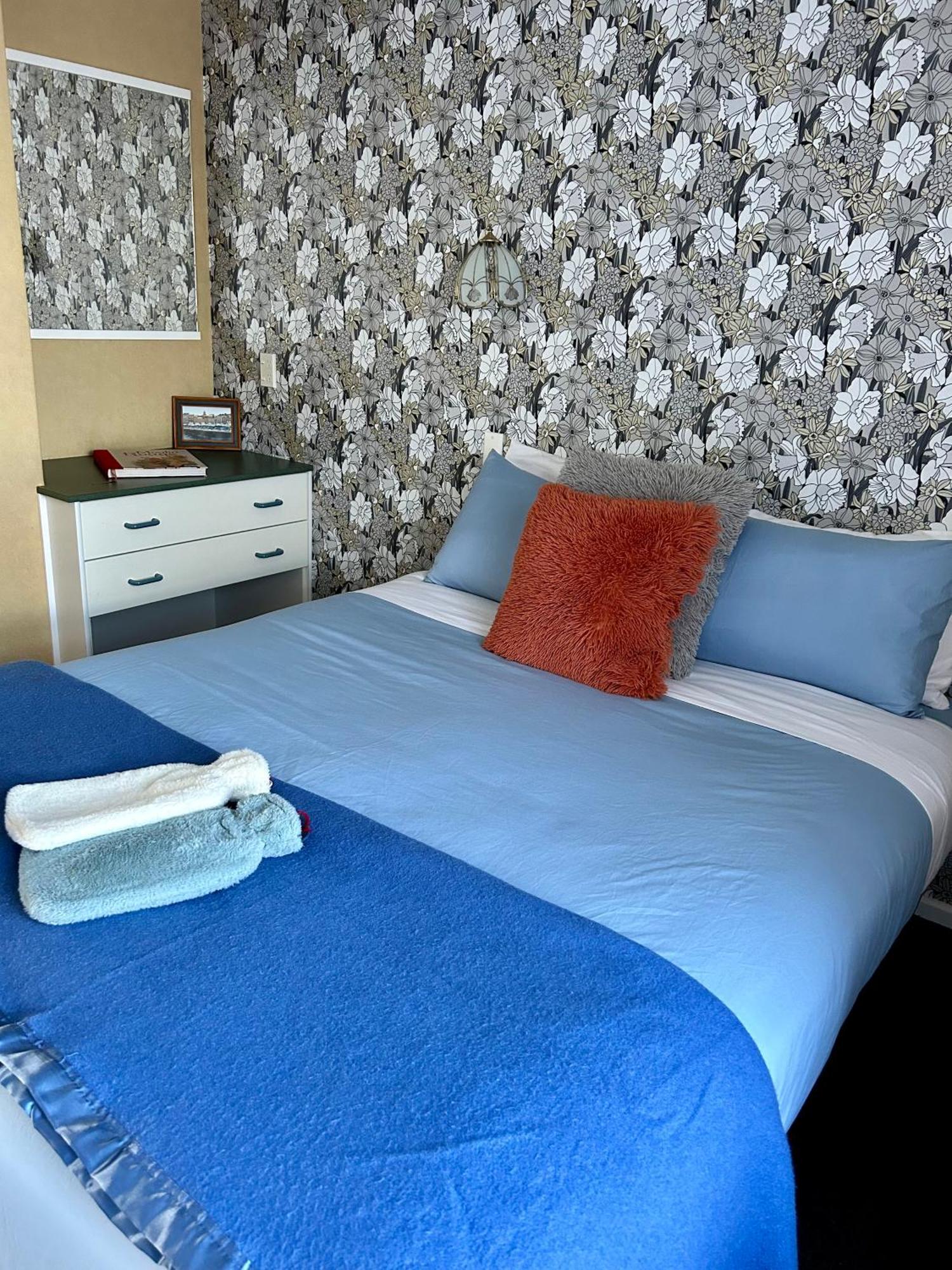 Le Riva Bed And Breakfast By The Beach 旺格努伊 外观 照片